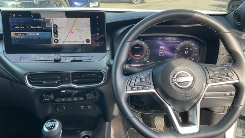 Nissan Juke 1.0 DiG-T N-Connecta 5dr Petrol Hatchback